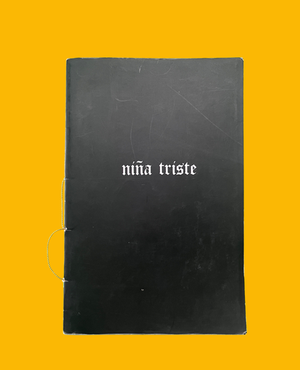 Niña triste